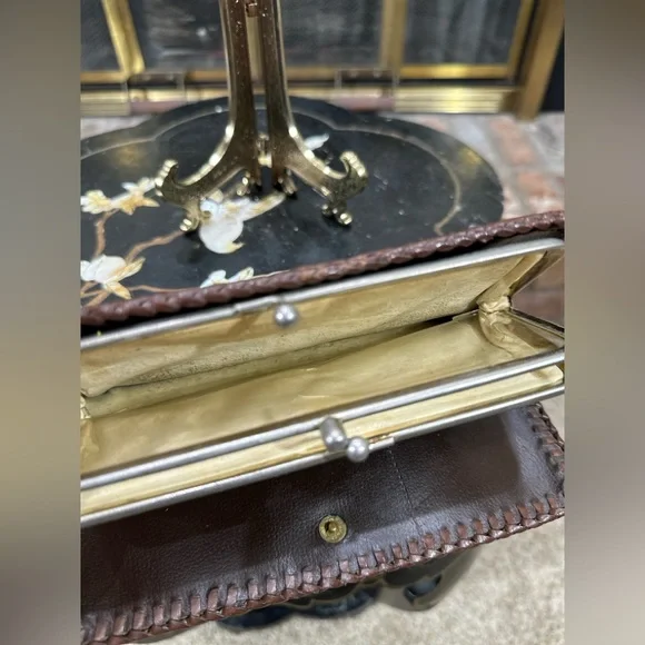 Vintage Tooled Leather Wallet Genuine Calf Kiss Lock Brown 7.5x3.75 - Picture 8 of 11